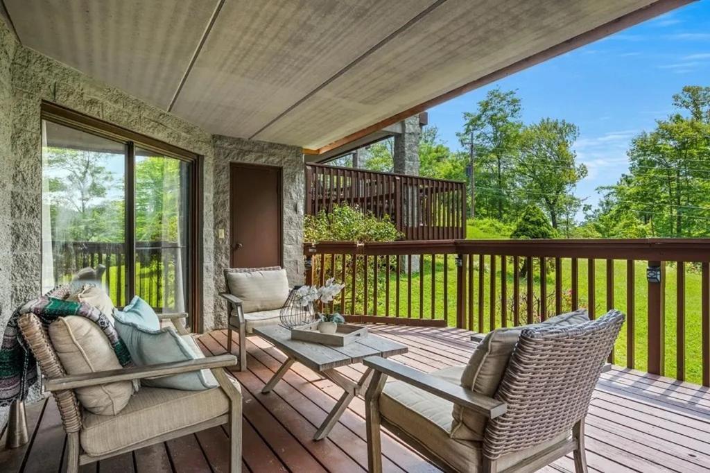 Views & Fireplace - Minutes To Gburg And Ober - Condo Gatlinburg Exterior photo