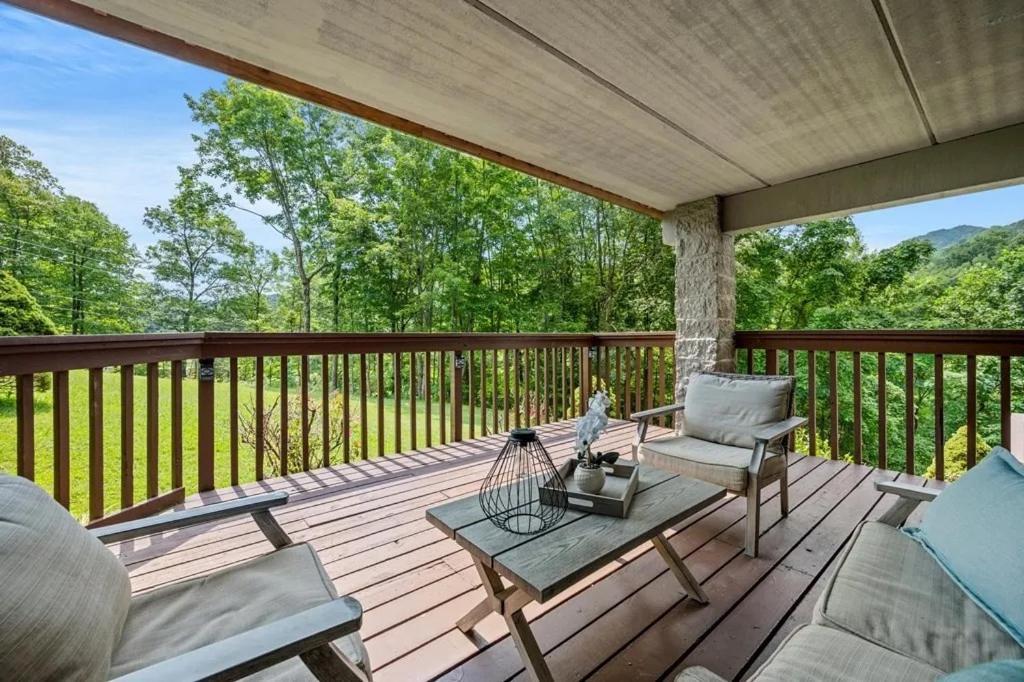 Views & Fireplace - Minutes To Gburg And Ober - Condo Gatlinburg Exterior photo